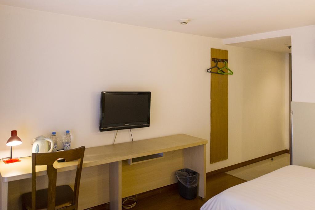 Motel Shanghai Hongqiao Beixinjing Metro Station Tianshan Road Exterior foto